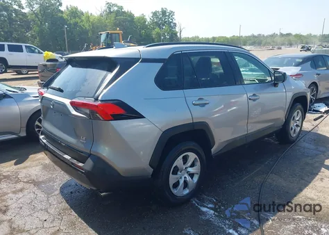 2021 Toyota Rav4 Le z USA, uszkodzony, nr VIN 2T3F1RFV1MC169137